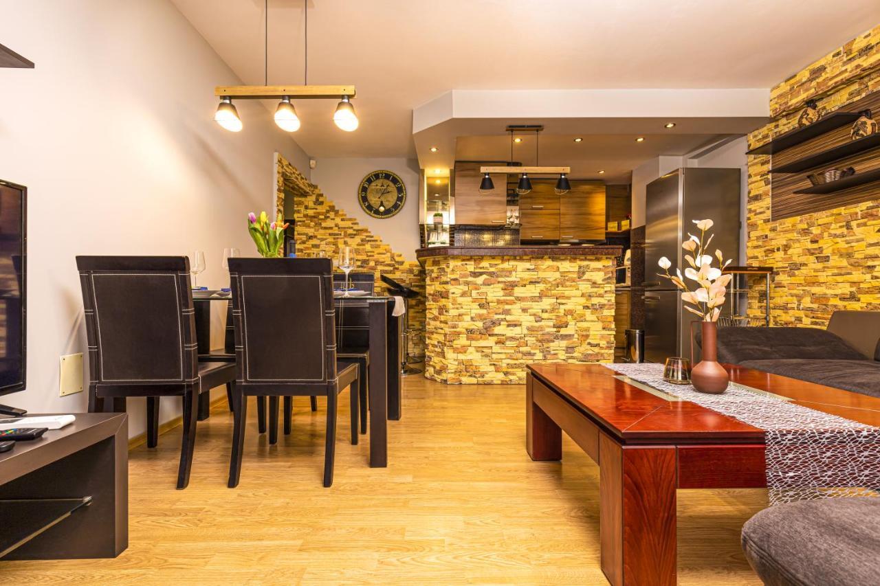 1Bd Apartment - 5 Mins To The City Centre By Flat Mаnager Plovdiv Eksteriør bilde