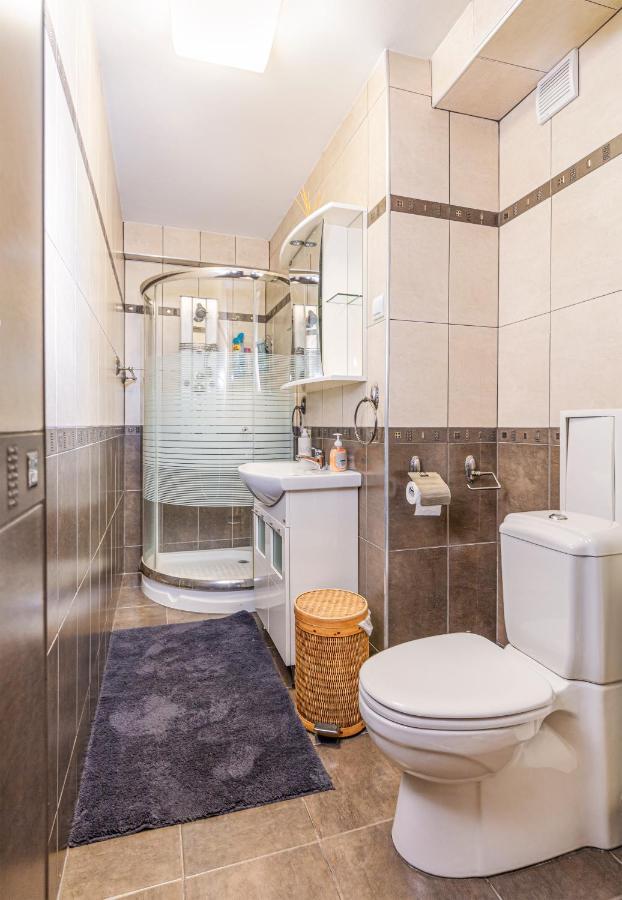 1Bd Apartment - 5 Mins To The City Centre By Flat Mаnager Plovdiv Eksteriør bilde